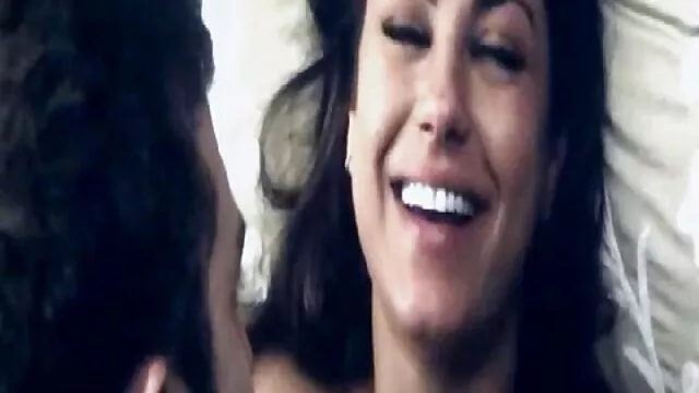 नि: शुल्क अश्लील कोई पंजीकरण  एशियाई चेहरे और assfucked हो जाता वीडियो में सेक्सी पिक्चर है