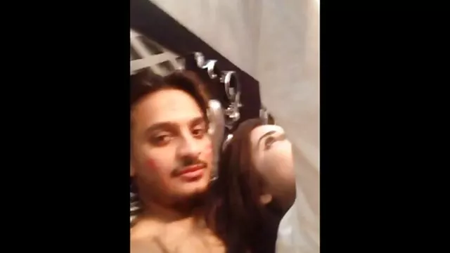 नि: शुल्क अश्लील कोई पंजीकरण  भाग्यशाली बूढ़ा आदमी इस छोटी लड़की को हिन्दी पिक्चर फिल्म सेक्स गांड में चोदता है